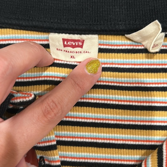 Levi’s stripped top - Picture 2 of 3